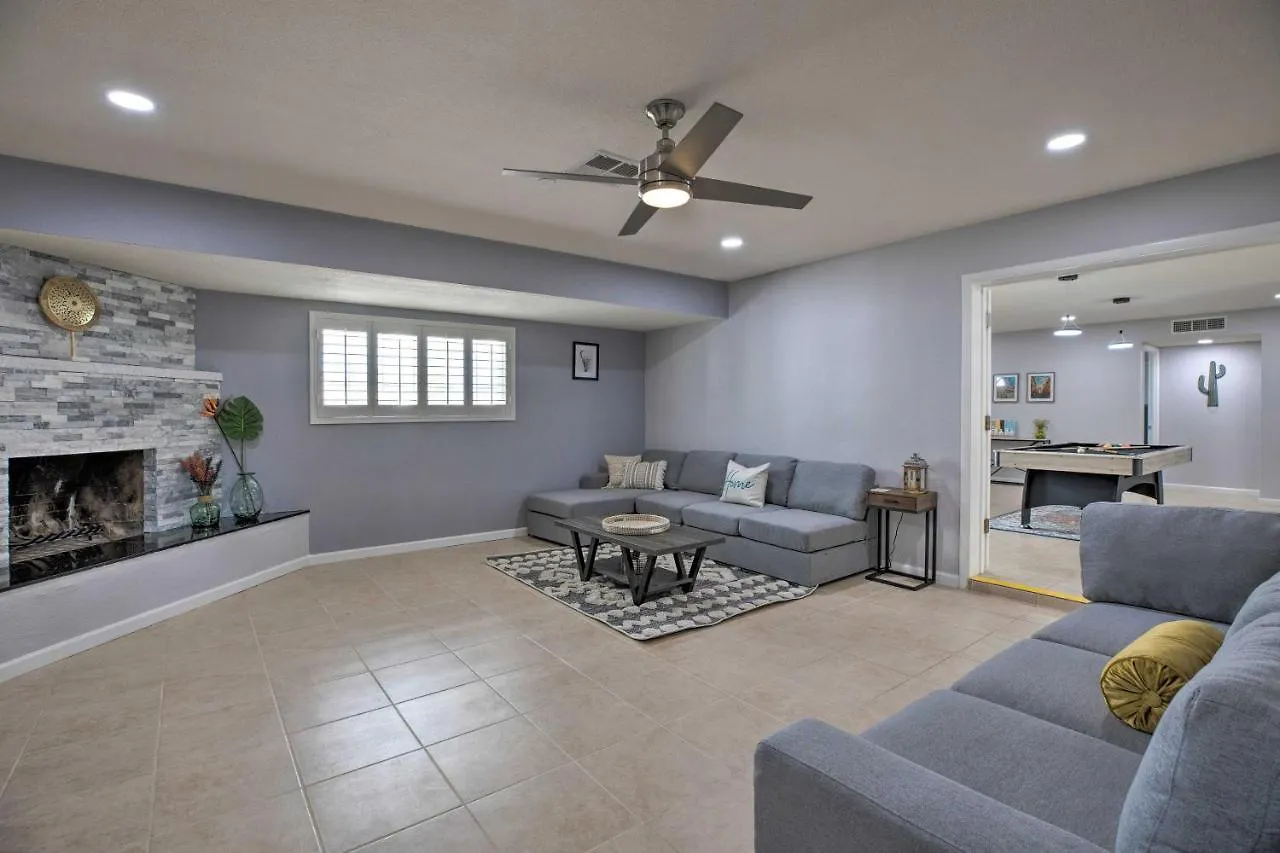 別荘 Modern Scottsdale Gem With Pool, Games, Patio And More
