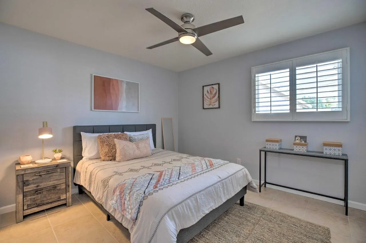 別荘 Modern Scottsdale Gem With Pool, Games, Patio And More